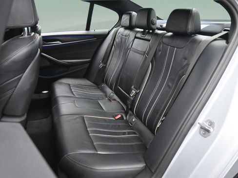 Used 2017 BMW 540i RWD image 42