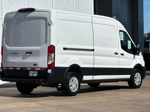 Used 2022 Ford E-Transit Medium Roof w/ Load Area Protection Package image 4