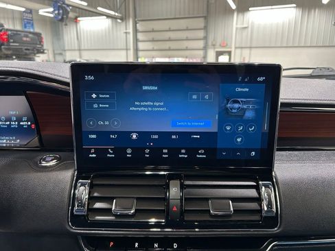 Certified 2023 Lincoln Navigator L Reserve AWD/4WD image 19