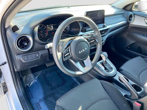 Certified 2023 Kia Forte LXS image 8