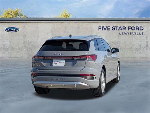 Used 2024 Audi Q4 e-tron Premium image 4