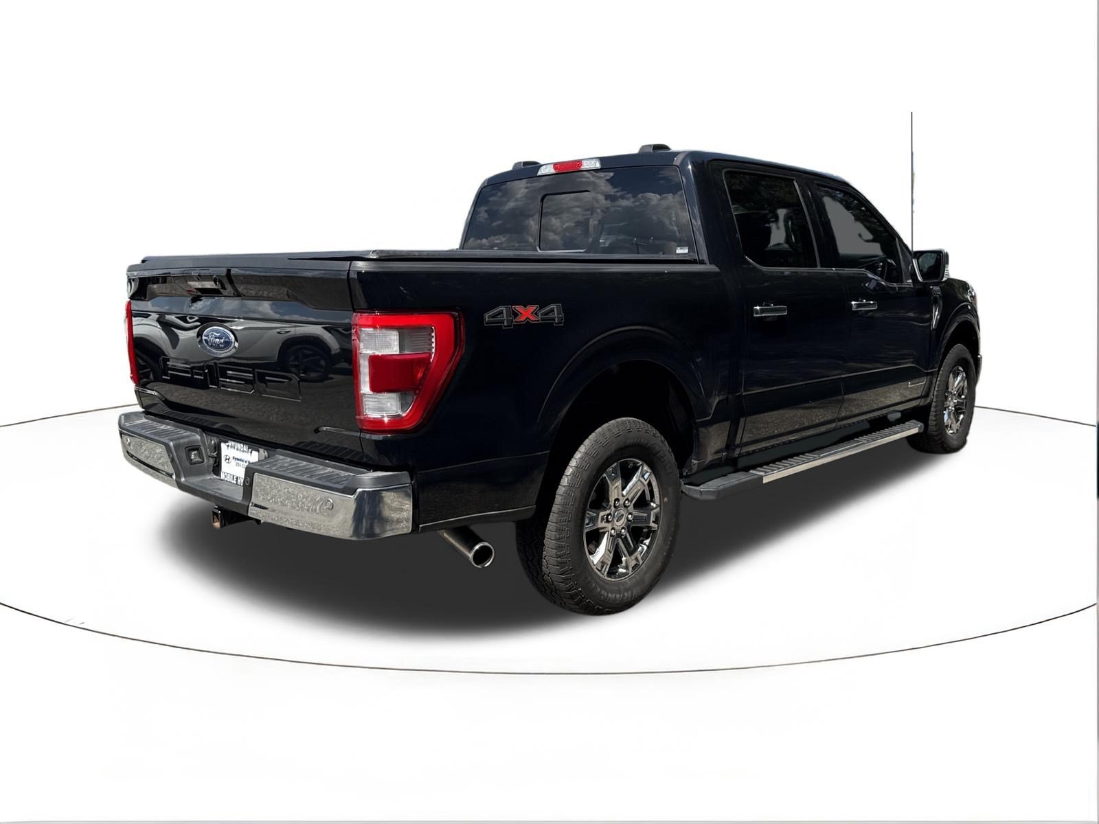 Used 2023 Ford F150 Lariat w/ Trailer Tow Package AWD/4WD image 3