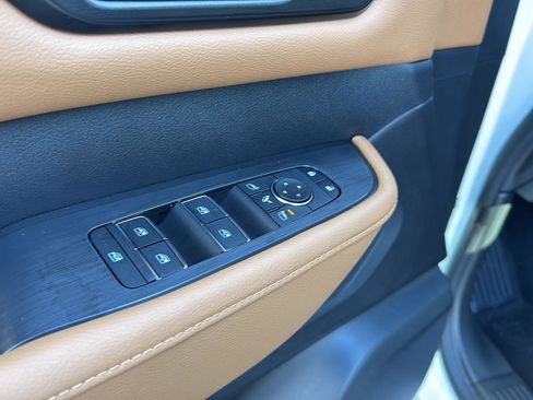 New 2026 Nissan Armada SL w/ Captain's Chari Seat Package image 29