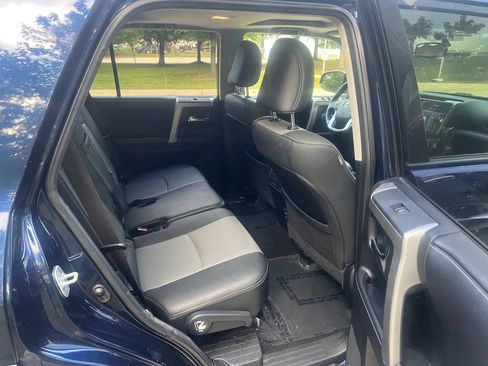 Used 2019 Toyota 4Runner SR5 Premium image 32