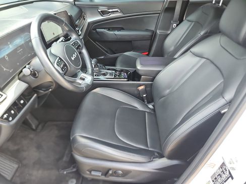 Used 2023 Kia Sportage SX image 13