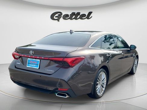 Certified 2019 Toyota Avalon Limited FWD image 5