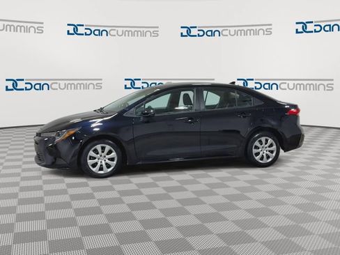 Used 2023 Toyota Corolla LE FWD image 6