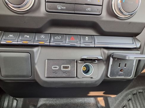 Used 2025 GMC Sierra 1500 Pro w/ Pro Value Package AWD/4WD image 6