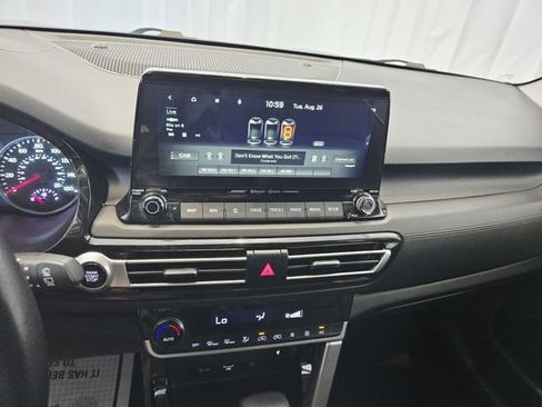 Used 2023 Kia Seltos SX image 20