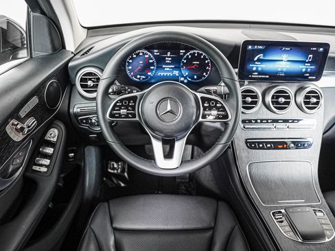 Used 2022 Mercedes-Benz GLC 300 image 11