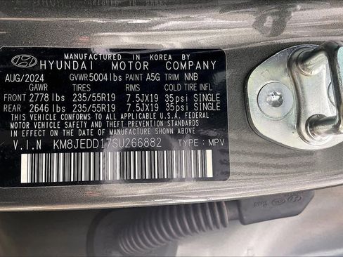 Certified 2025 Hyundai Tucson Limited AWD/4WD image 34