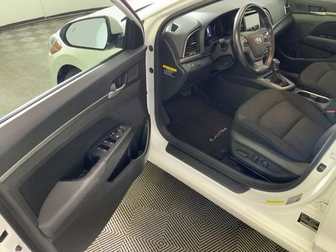 Used 2017 Hyundai Elantra Value Edition w/ Cargo Package image 20