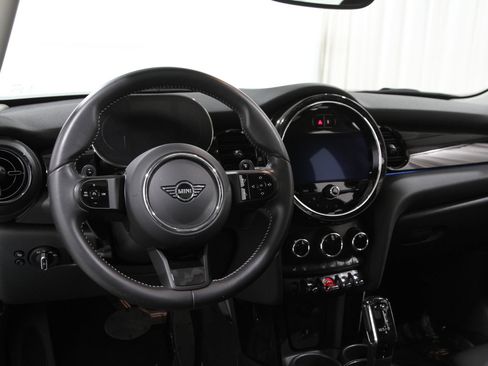 Certified 2023 MINI Cooper S image 6