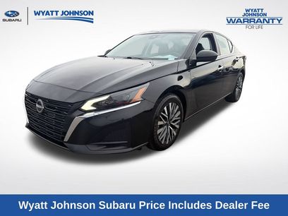 Used 2024 Nissan Altima 2.5 SV
