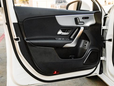 Used 2022 Mercedes-Benz A 220 image 42