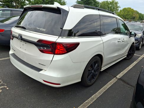 Used 2023 Honda Odyssey Sport image 5