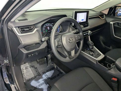 Used 2024 Toyota RAV4 LE AWD/4WD image 12