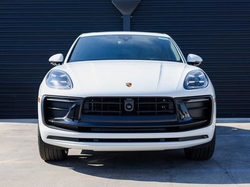 Used 2026 Porsche Macan Turbo AWD/4WD image 10