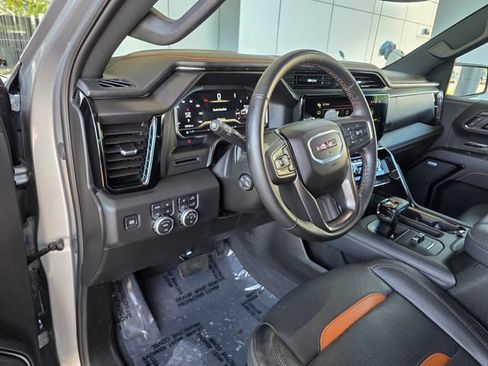 Used 2025 GMC Sierra 1500 AT4 AWD/4WD image 23
