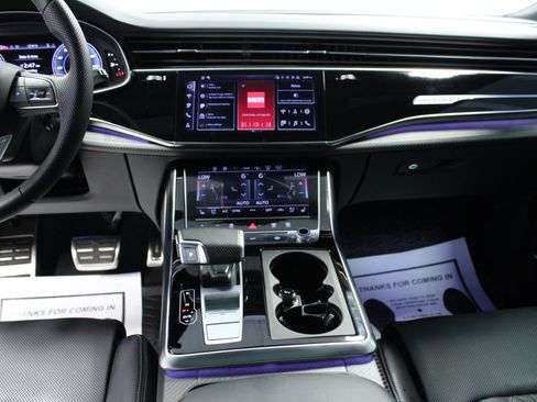 Used 2024 Audi SQ8 Prestige w/ Prestige Package AWD/4WD image 18