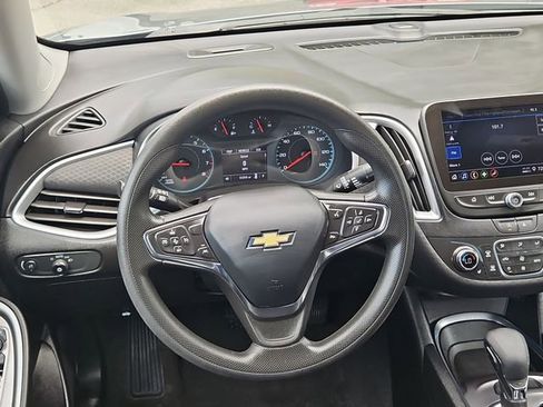 Used 2023 Chevrolet Malibu LT FWD image 19