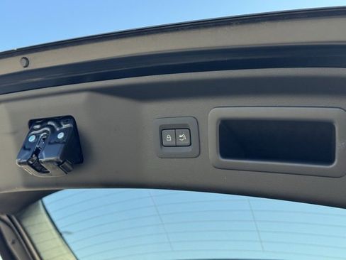 Used 2025 MAZDA CX-90 3.3 Turbo w/ Select Package image 37