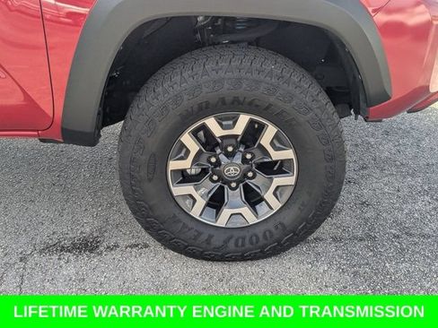 Used 2023 Toyota Tacoma TRD Off-Road w/ TRD Premium Off Road Package AWD/4WD image 34