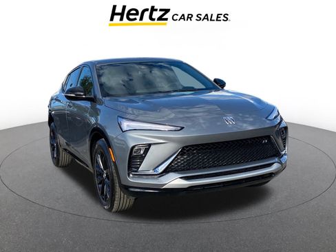 Used 2025 Buick Envista Sport Touring image 1