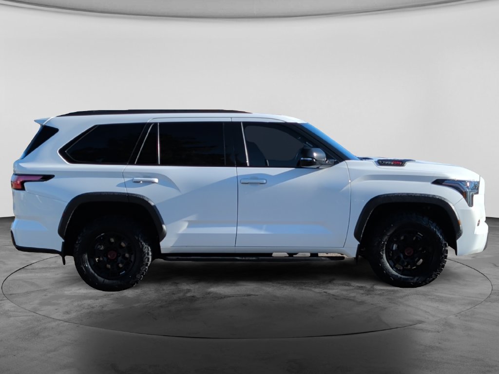 Used 2023 Toyota Sequoia TRD Pro AWD/4WD image 8