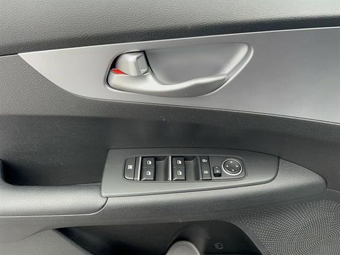 Used 2022 Kia Forte Sedan image 10