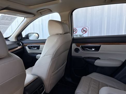 Used 2018 Honda CR-V Touring image 33