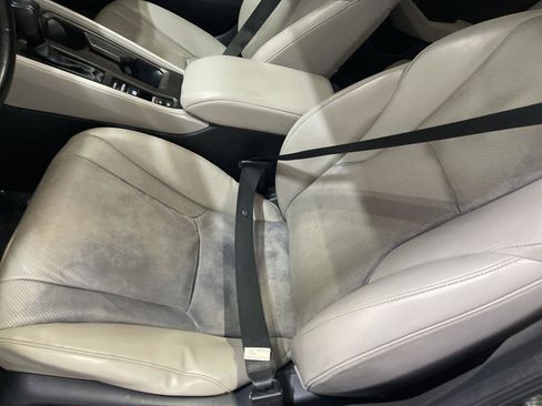 Used 2023 Honda Accord EX-L image 11