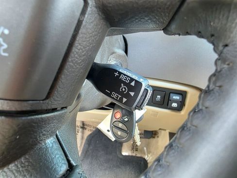 Used 2011 Toyota Sequoia Limited image 47