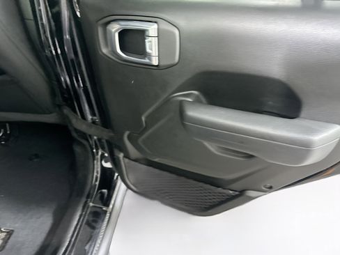 Used 2023 Jeep Wrangler Unlimited Sport AWD/4WD image 28