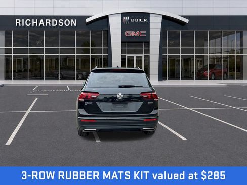 Used 2019 Volkswagen Tiguan SE w/ Panoramic Sunroof Package AWD/4WD image 4