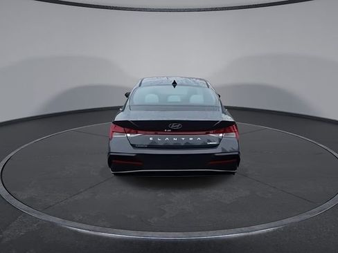 New 2026 Hyundai Elantra Limited FWD image 8