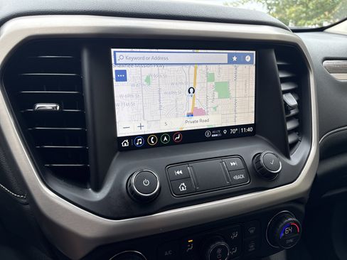 Used 2021 GMC Acadia Denali w/ Denali Technology Package image 24