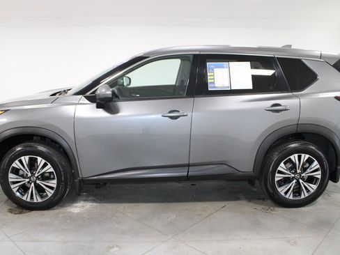 Used 2021 Nissan Rogue SV FWD image 7