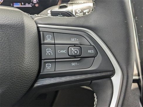 New 2025 Jeep Grand Cherokee L Laredo w/ Luxury Tech Group I image 26