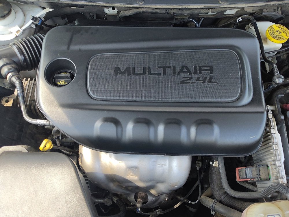 Used 2019 Jeep Cherokee Latitude Plus FWD image 30