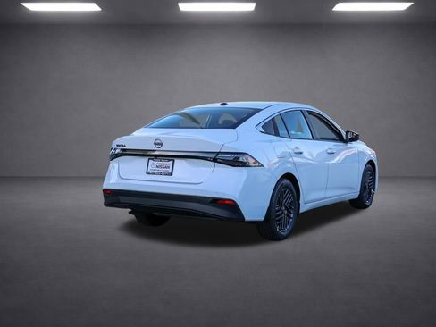 New 2026 Nissan Sentra SV FWD image 4