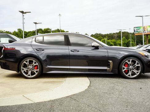 Used 2019 Kia Stinger GT2 AWD/4WD image 6