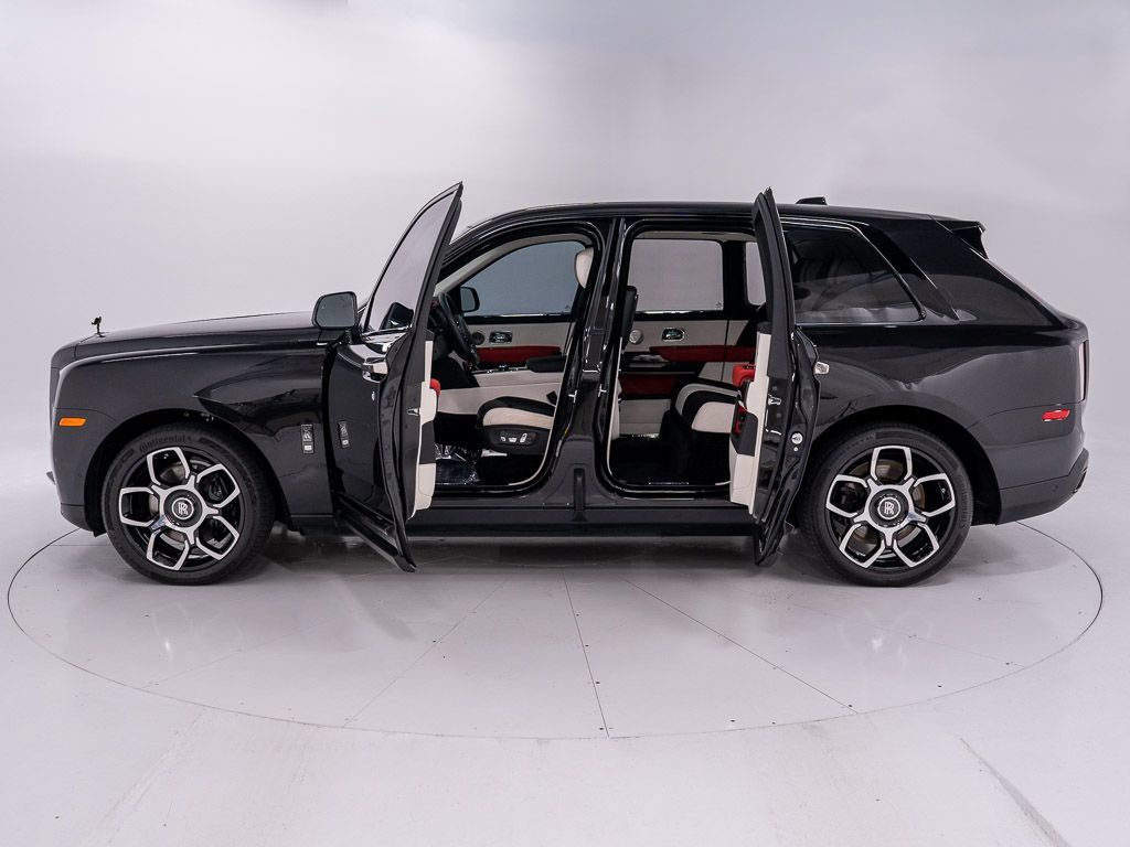 Certified 2023 Rolls-Royce Cullinan Black Badge w/ Driver's Package AWD/4WD image 9