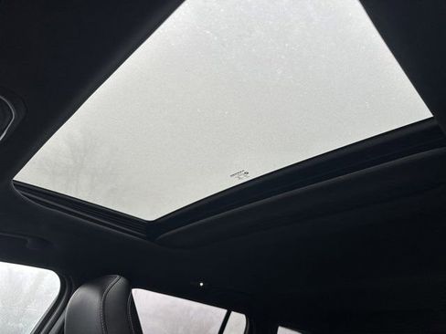 New 2025 Jeep Grand Cherokee Altitude image 34