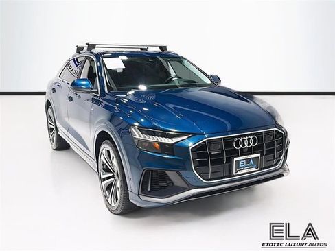 Used 2020 Audi Q8 Prestige w/ Prestige Package AWD/4WD image 2