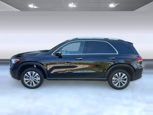 Used 2022 Mercedes-Benz GLE 350 4MATIC w/ Premium Package image 2