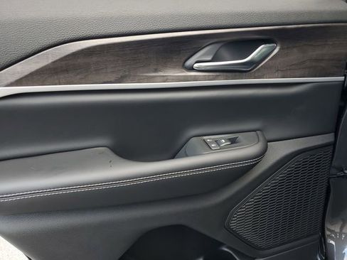 New 2025 Jeep Grand Cherokee Limited image 15