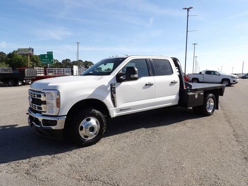 Used 2024 Ford F350 XLT w/ FX4 Off-Road Package AWD/4WD image 3