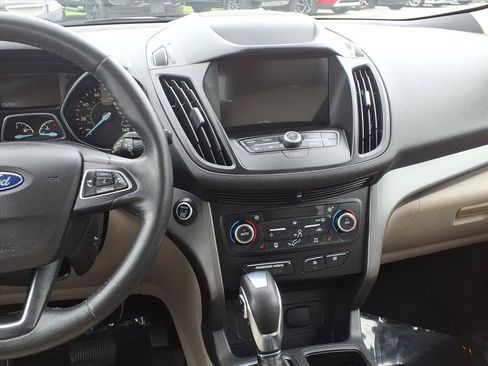 Used 2019 Ford Escape SEL FWD image 11