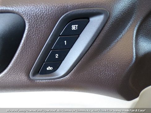 Used 2018 GMC Acadia Denali w/ Technology Package FWD image 13